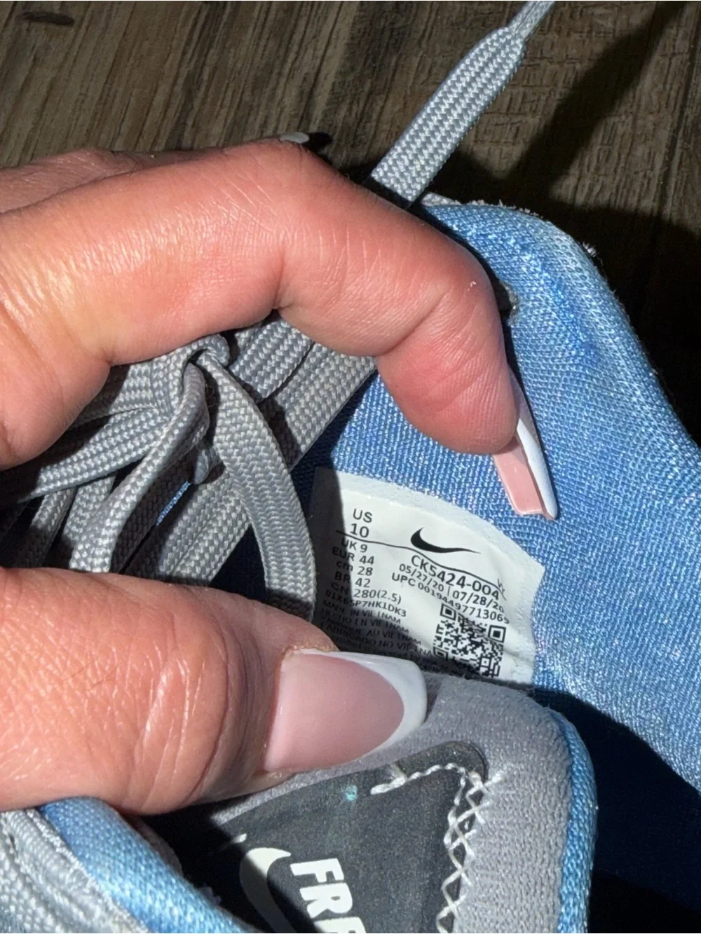 Nike Gray, Black and Blue mens Training Sneakers
